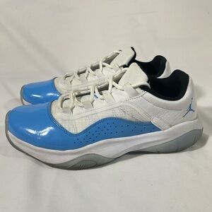 NIKE AIR JORDAN 11 CMFT LOW‎ UNC SNEAKER MENS 7.5 WHITE/UNIVERSITY BLUE PREOWN